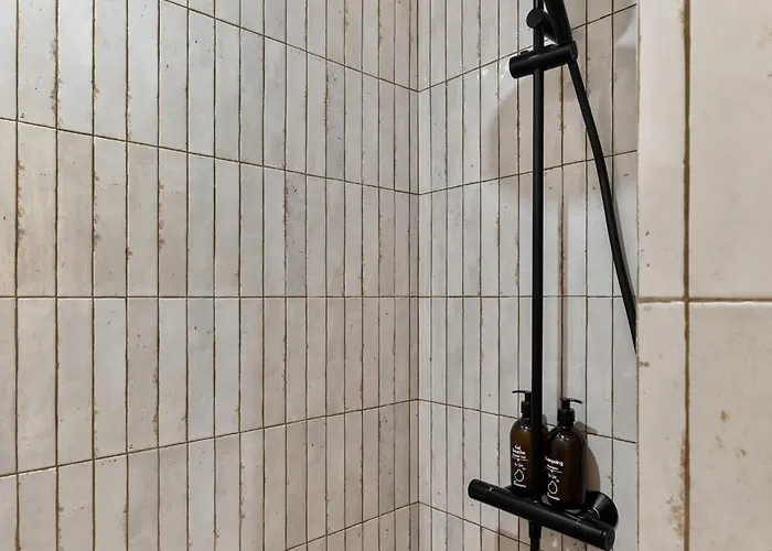 Le Bonheur - 5mins Palais Des Festivals